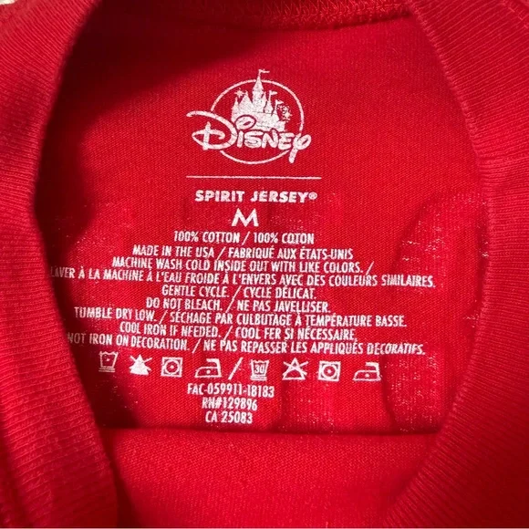 🎄Mickey Mouse Merry Christmas Disney Spirit Jersey Red Oversized Fit size: M - Picture 4 of 4